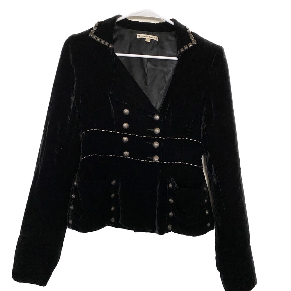 Beautiful Rayon Nanette Lepore black jacket